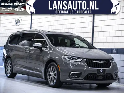 Chrysler Pacifica 7-persoons uit 2025