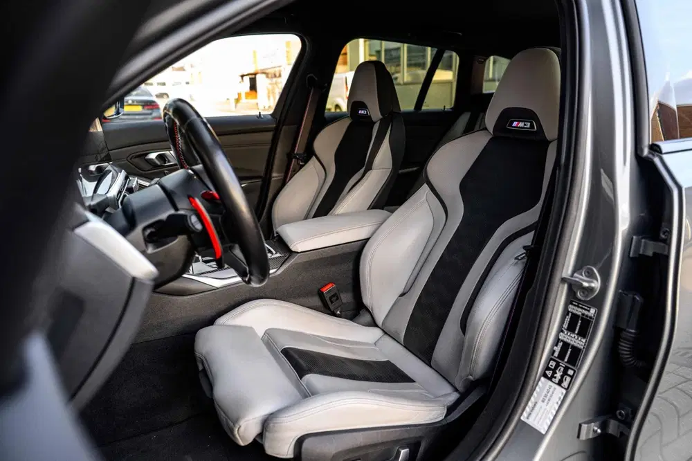 BMW M3 xDrive Competition uit 2023, foto 17