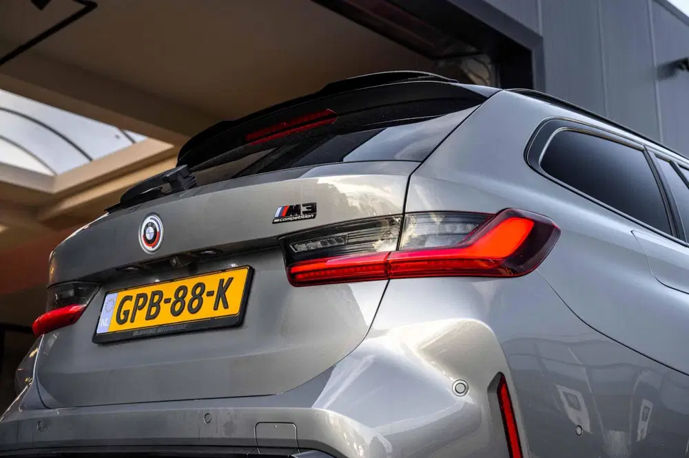 BMW M3 xDrive Competition uit 2023, foto 9