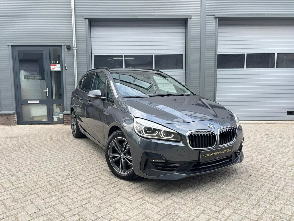 BMW 2-serie Active Tourer 218i 136pk Aut 2021 Grijs BT uit 2021