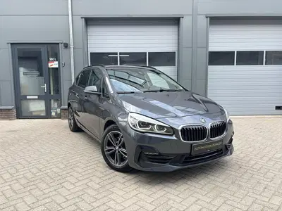 BMW 2-serie Active Tourer 218i 136pk Aut 2021 Grijs BT uit 2021