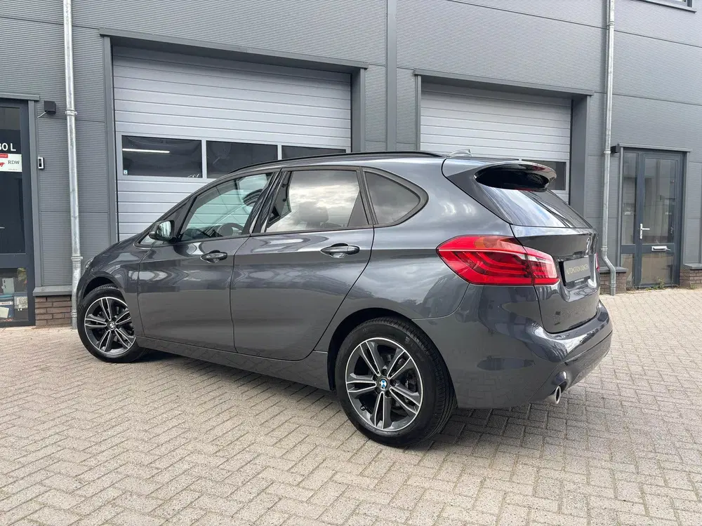 BMW 2-serie Active Tourer 218i 136pk Aut 2021 Grijs BT uit 2021, foto 4