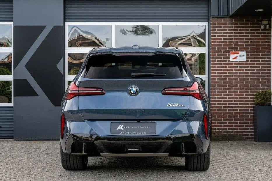 BMW X3 30e xDrive M Sport Pro uit 2026, foto 2