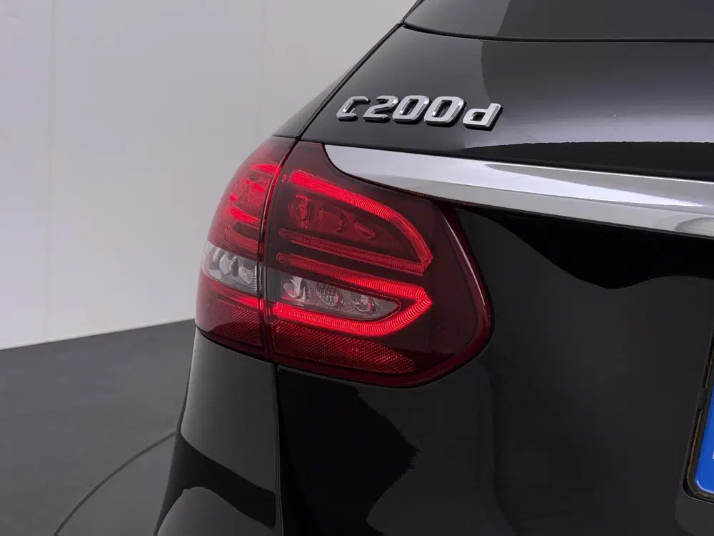 Mercedes-Benz C-Klasse 200 d Premium Pack Avantgarde uit 2021, foto 14
