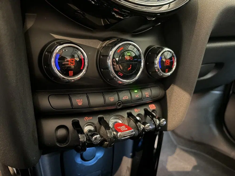 Mini Cooper Cooper 1.5 Aut Camden Edition uit 2023, foto 15