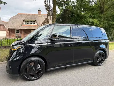 Volkswagen ID. Buzz ID BUZZ GTX 4 MOTION BLACK EDITION 6 PERSO uit 2025