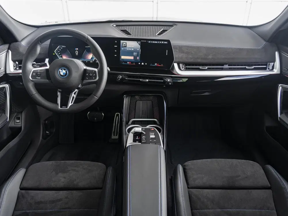 BMW iX2 xDrive30 M Sport Edition uit 2026, foto 7