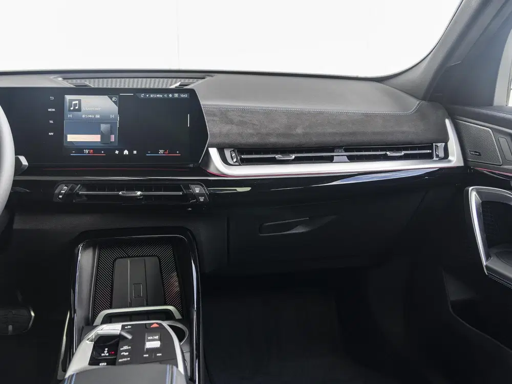 BMW iX2 xDrive30 M Sport Edition uit 2026, foto 9