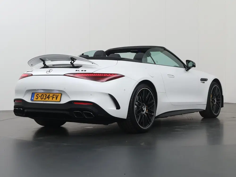 Mercedes-Benz SL AMG 63 4MATIC+ uit 2023, foto 2