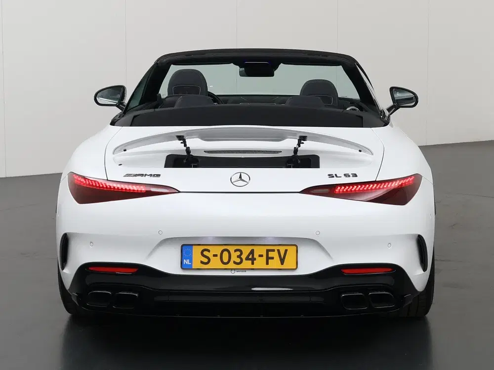 Mercedes-Benz SL AMG 63 4MATIC+ uit 2023, foto 4