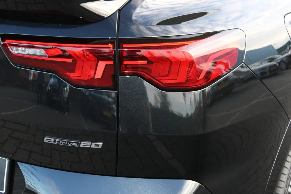 BMW iX2 eDrive20 M Sport uit 2026, foto 13