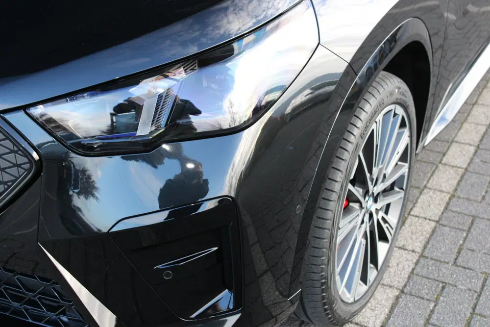 BMW iX2 eDrive20 M Sport uit 2026, foto 5