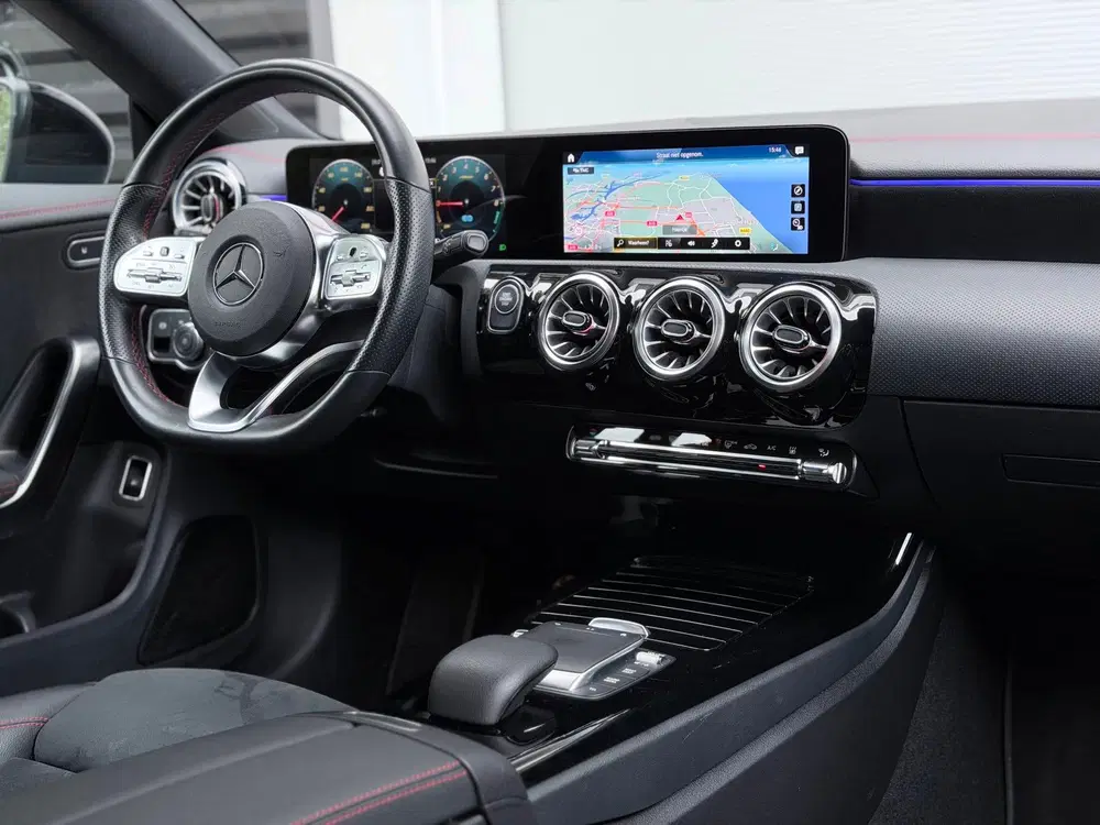 Mercedes-Benz CLA 250 e AMG Pano uit 2022, foto 15