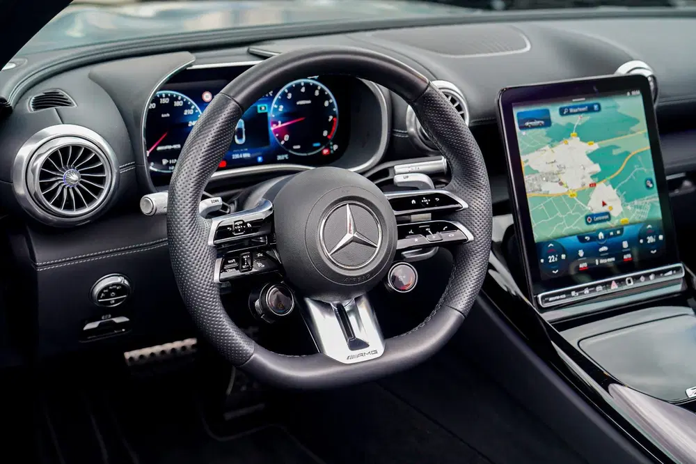 Mercedes-Benz SL AMG 43 uit 2022, foto 7