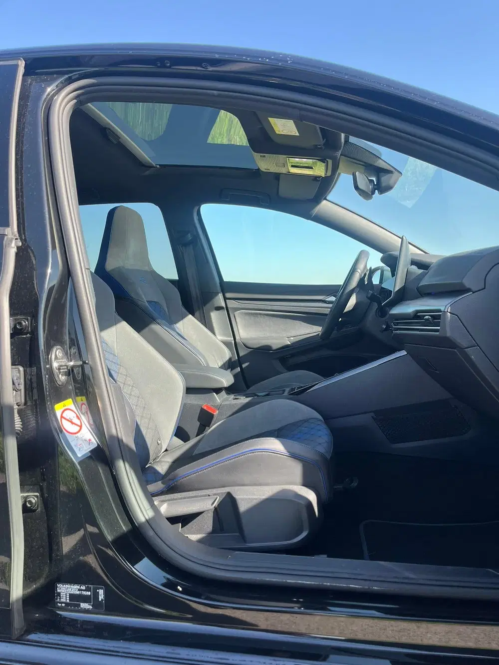 Volkswagen Golf 8.5R 2025 uit 2025, foto 7