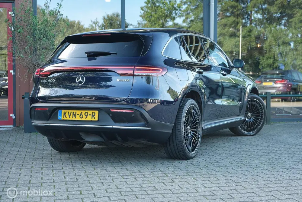 Mercedes-Benz EQC Mercedes EQC 400 4MATIC AMG Line Premium+ uit 2023, foto 11