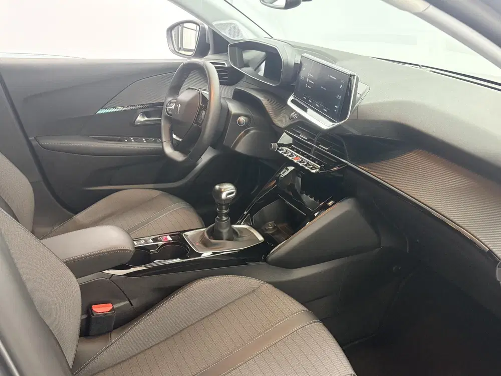 Peugeot 208 1.2 PureTech Allure Pack Navigatie uit 2021, foto 13