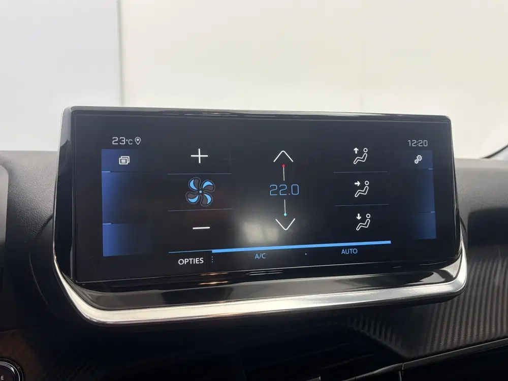 Peugeot 208 1.2 PureTech Allure Pack Navigatie uit 2021, foto 14