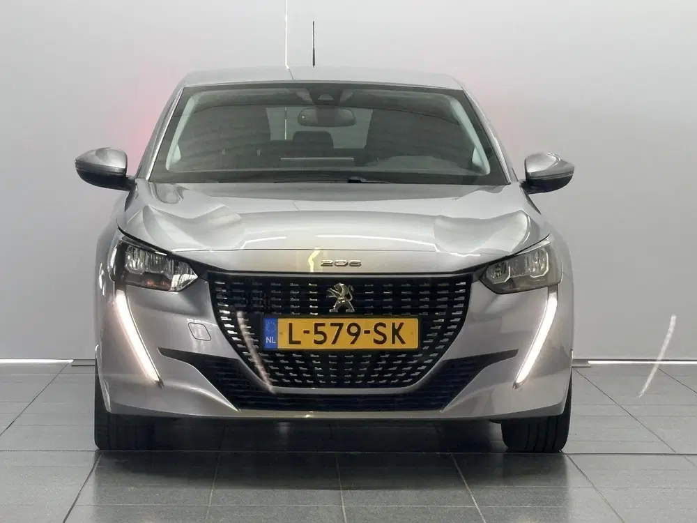 Peugeot 208 1.2 PureTech Allure Pack Navigatie uit 2021, foto 3