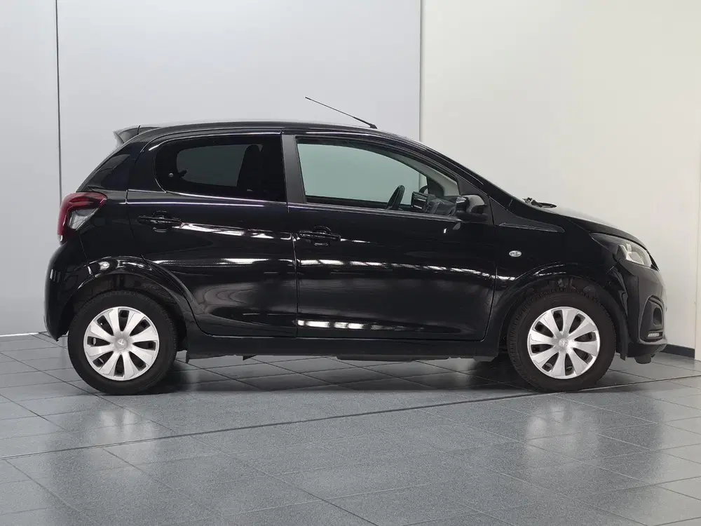 Peugeot 108 1.0 e-VTi Active Airco uit 2021, foto 2