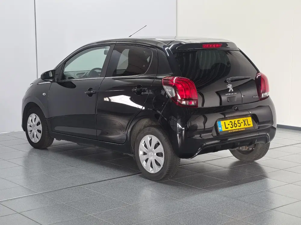 Peugeot 108 1.0 e-VTi Active Airco uit 2021, foto 5
