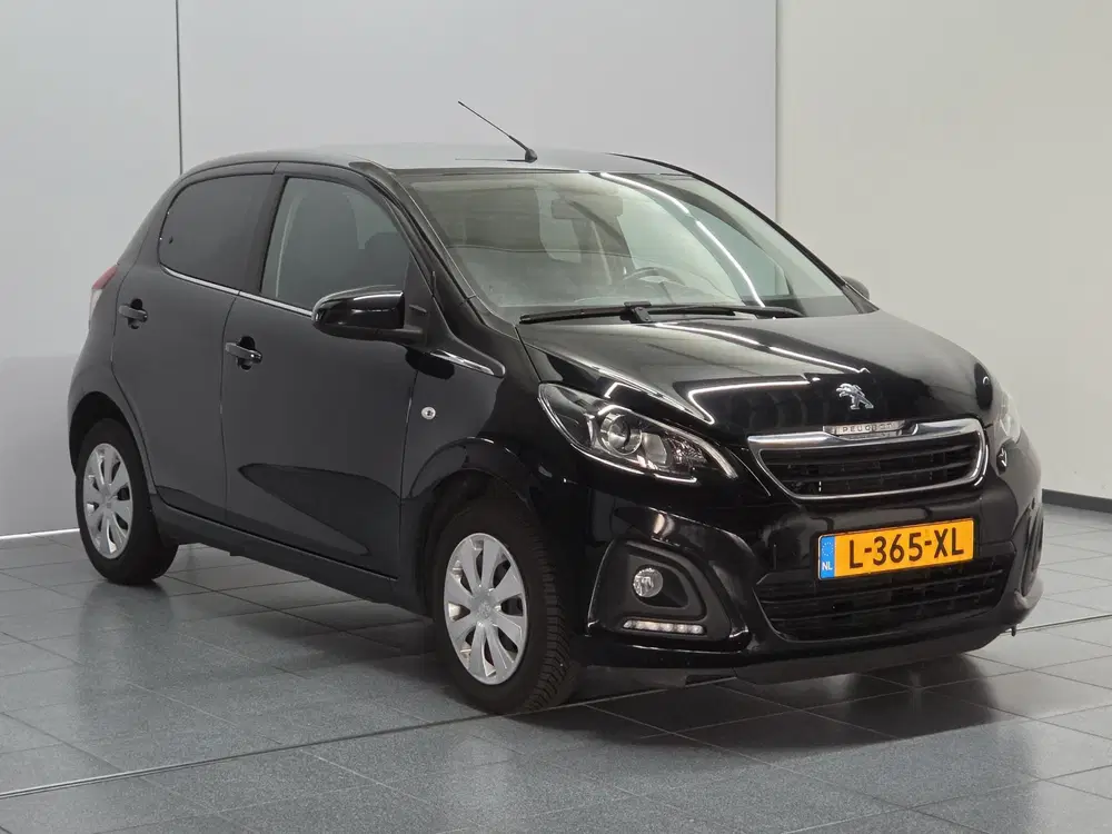 Peugeot 108 1.0 e-VTi Active Airco uit 2021, foto 6