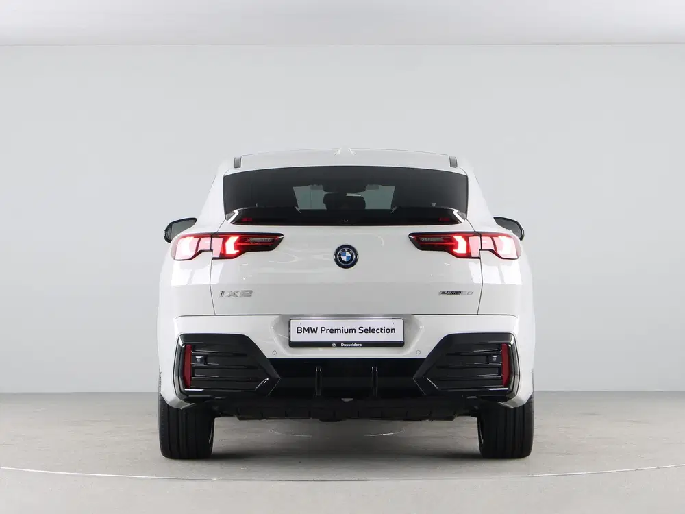 BMW iX2 eDrive20 67 kWh M-sport Pro (bj 2026 uit 2026, foto 10