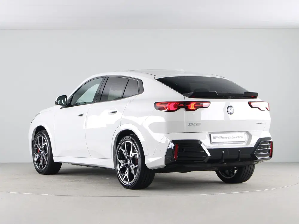 BMW iX2 eDrive20 67 kWh M-sport Pro (bj 2026 uit 2026, foto 11