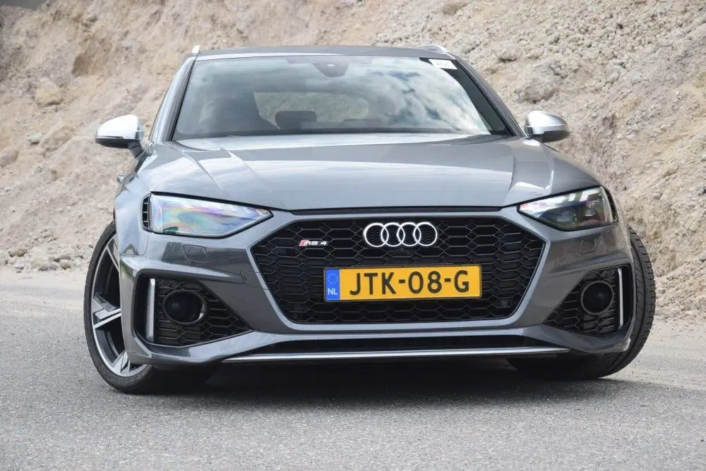 Audi RS4 2.9 TFSI quattro 450PK SportuitlaatRS uit 2021, foto 14