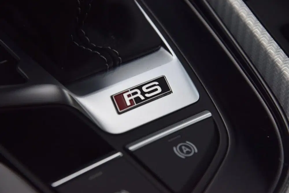 Audi RS4 2.9 TFSI quattro 450PK SportuitlaatRS uit 2021, foto 5