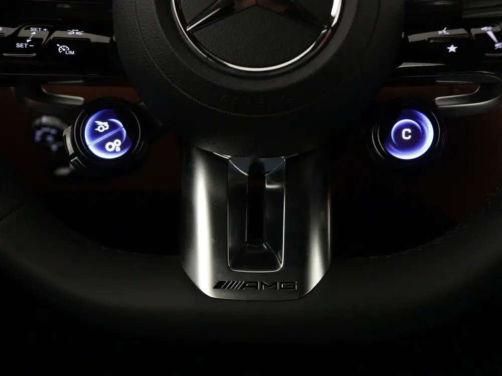 Mercedes-Benz SL AMG 43 uit 2025, foto 20