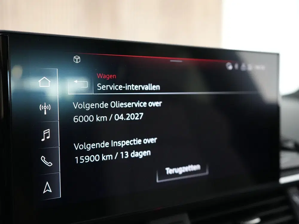 Audi RS4 2.9 450pk TFSI quattro competition plus uit 2021, foto 14