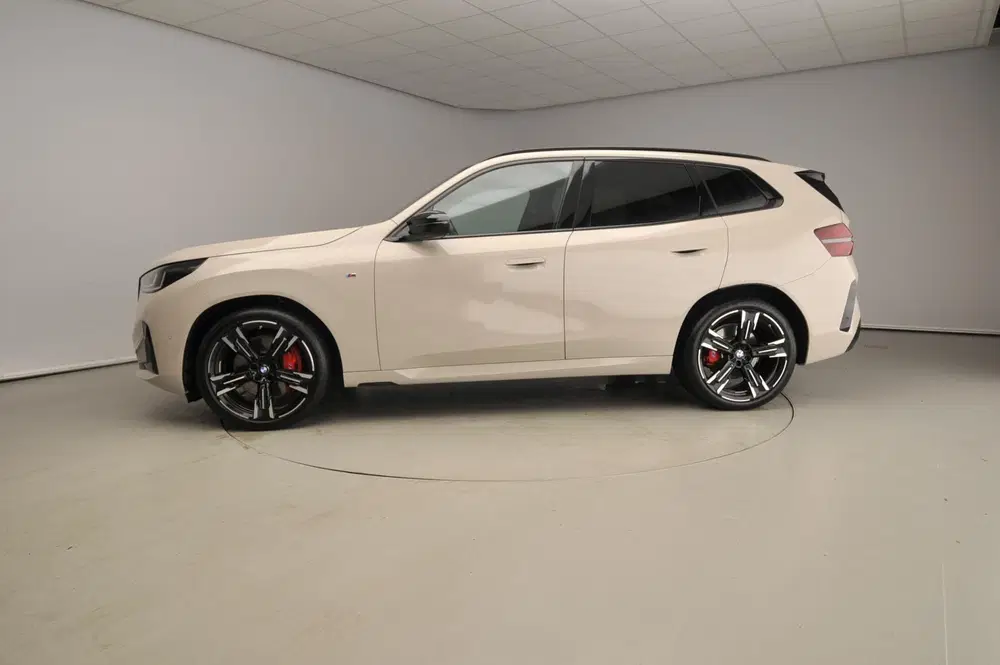 BMW X3 M50 uit 2025, foto 2