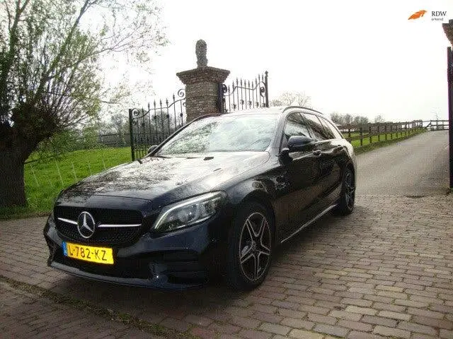 Mercedes-Benz C-Klasse 300 e Business Solution AMG Li uit 2021