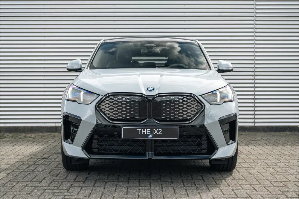 BMW iX2 eDrive20 M Sport uit 2026, foto 10