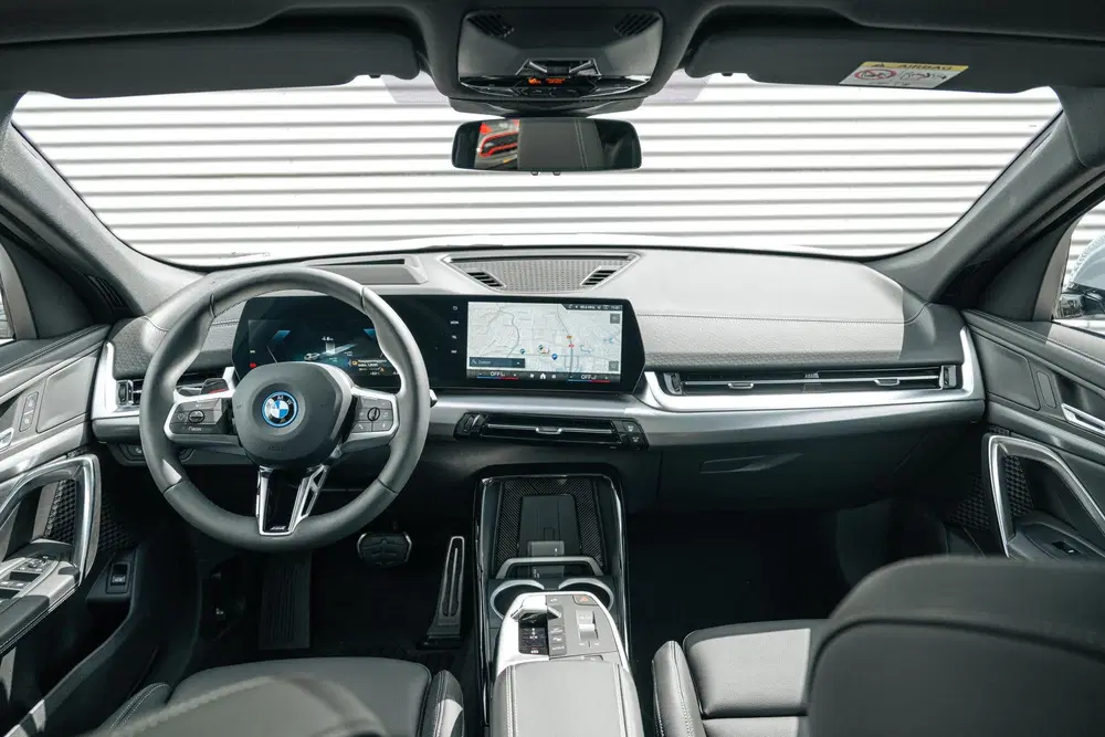 BMW iX2 eDrive20 M Sport uit 2026, foto 5