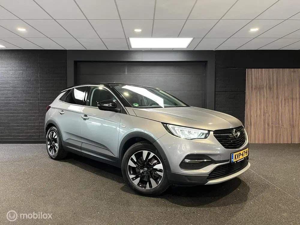 Opel Grandland 1.6 Turbo Hybrid Executive uit 2021, foto 5