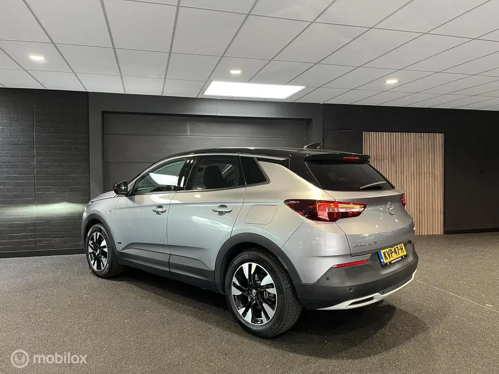 Opel Grandland 1.6 Turbo Hybrid Executive uit 2021, foto 7