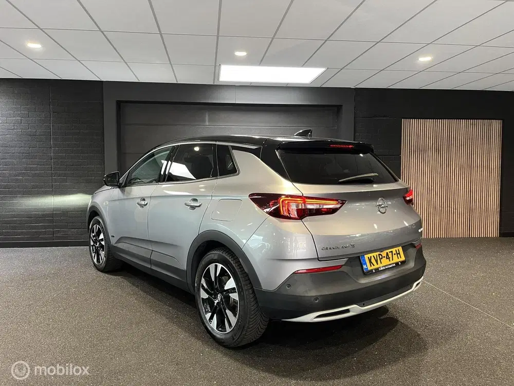 Opel Grandland 1.6 Turbo Hybrid Executive uit 2021, foto 8