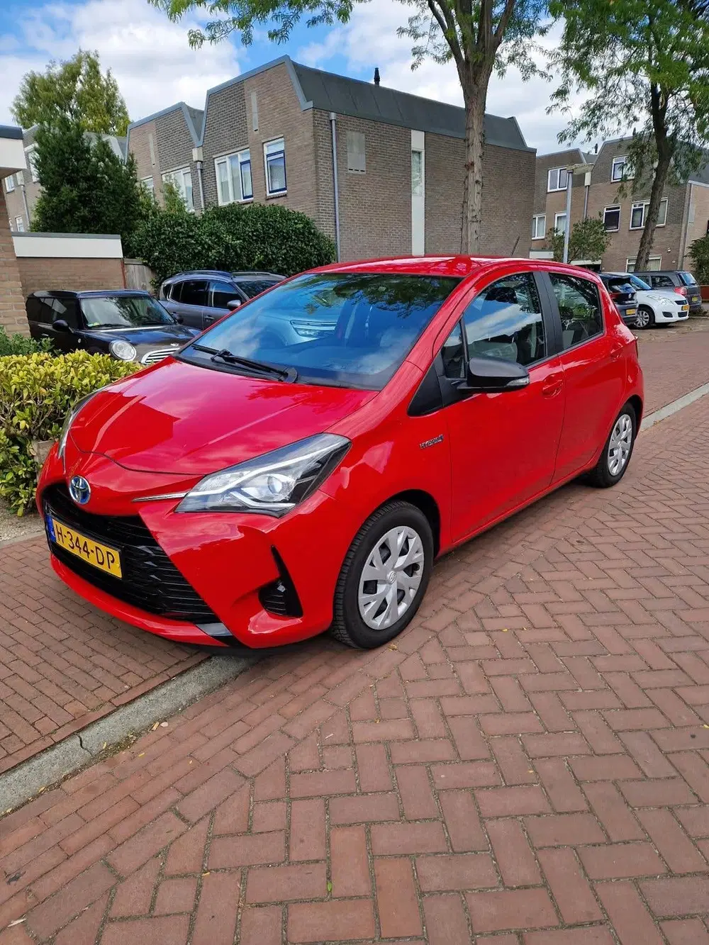 Toyota Yaris 1.5 Hybrid 100pk CVT 2020 AUTOMAAT uit 2020