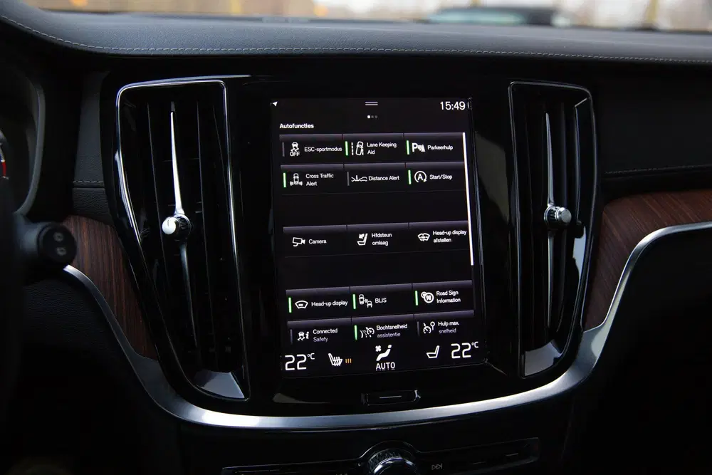 Volvo V60 Cross Country 2.0 T5 AWD Inscription uit 2020, foto 14