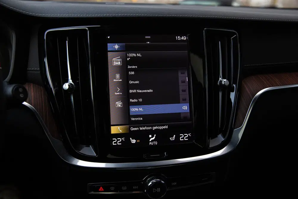 Volvo V60 Cross Country 2.0 T5 AWD Inscription uit 2020, foto 18