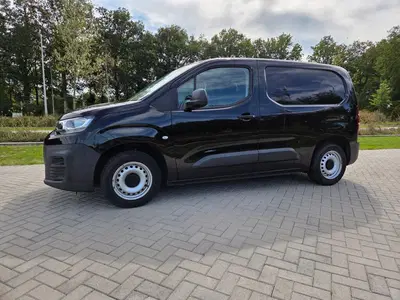 Citroën Berlingo 1.6 HDI 55KW 2020 Zwart uit 2020
