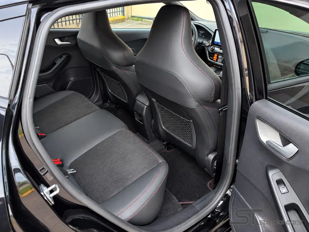 Ford Fiesta 1.5 Ecoboost ST-X uit 2023, foto 13