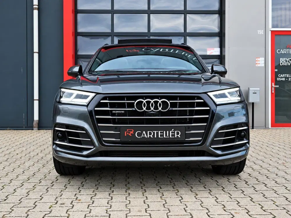 Audi Q5 55 TFSI e Quattro Competition uit 2021, foto 12