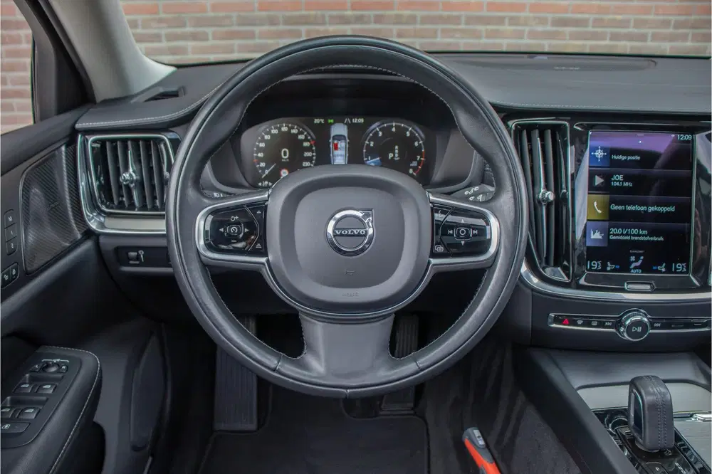 Volvo V60 Cross Country B5 AWD Pro uit 2020, foto 11