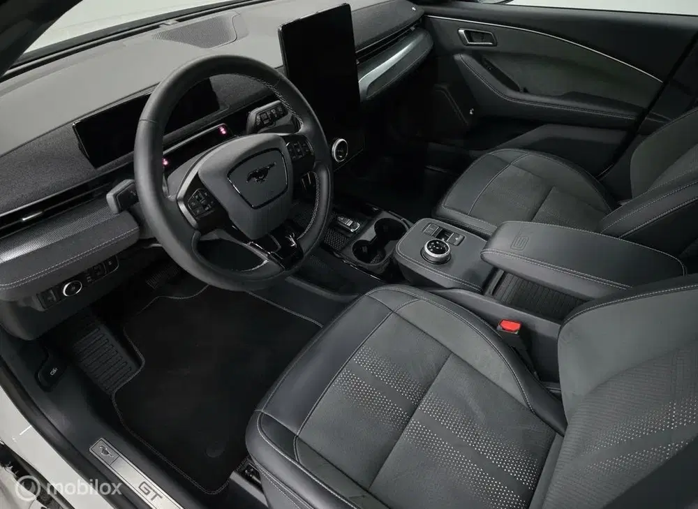 Ford Mustang Mach-E GT Extended AWD 98kWh uit 2024, foto 14