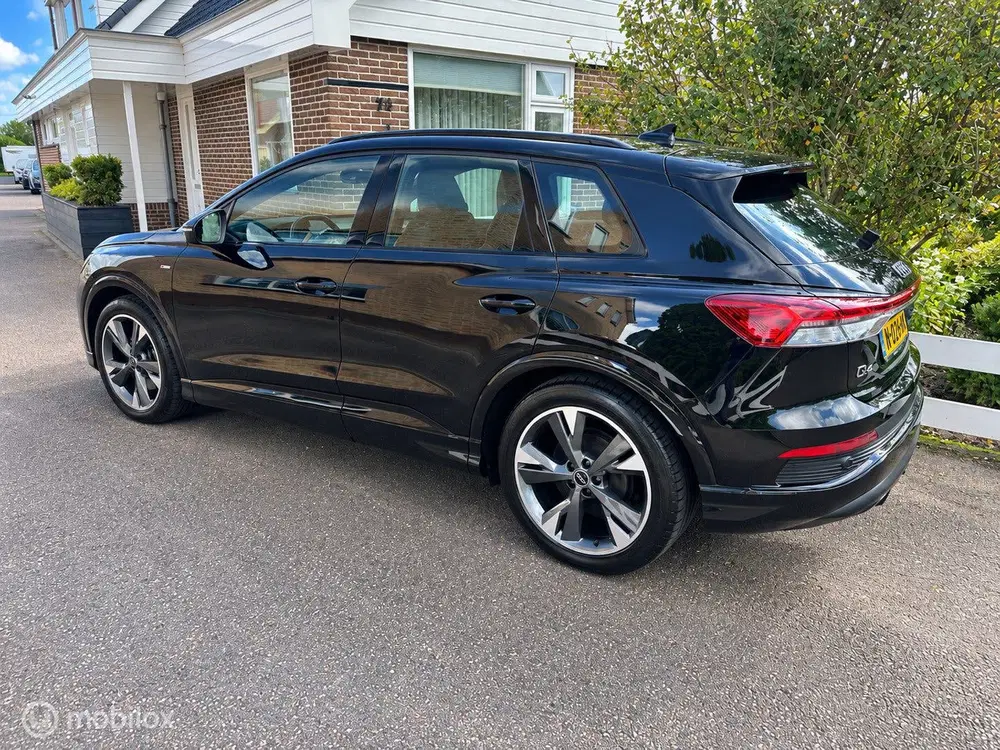 Audi Q4 e-tron 40 Launch edition S Competition 77 kWh SOH uit 2021, foto 3