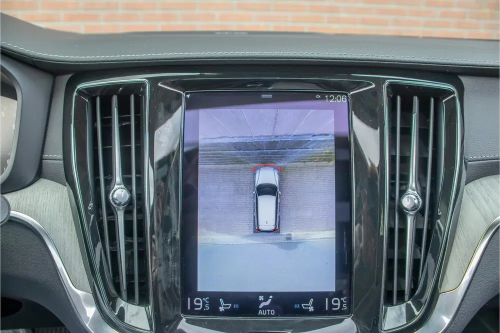 Volvo V60 Cross Country B5 AWD Pro uit 2020, foto 13