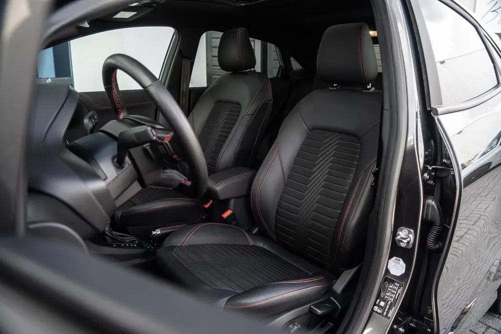 Ford Puma 1.0 EcoBoost Hybrid ST-Line X PANO uit 2022, foto 15